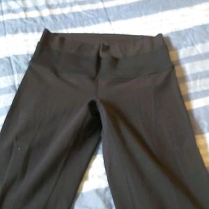 Lululemon yoga pants (straight leg)